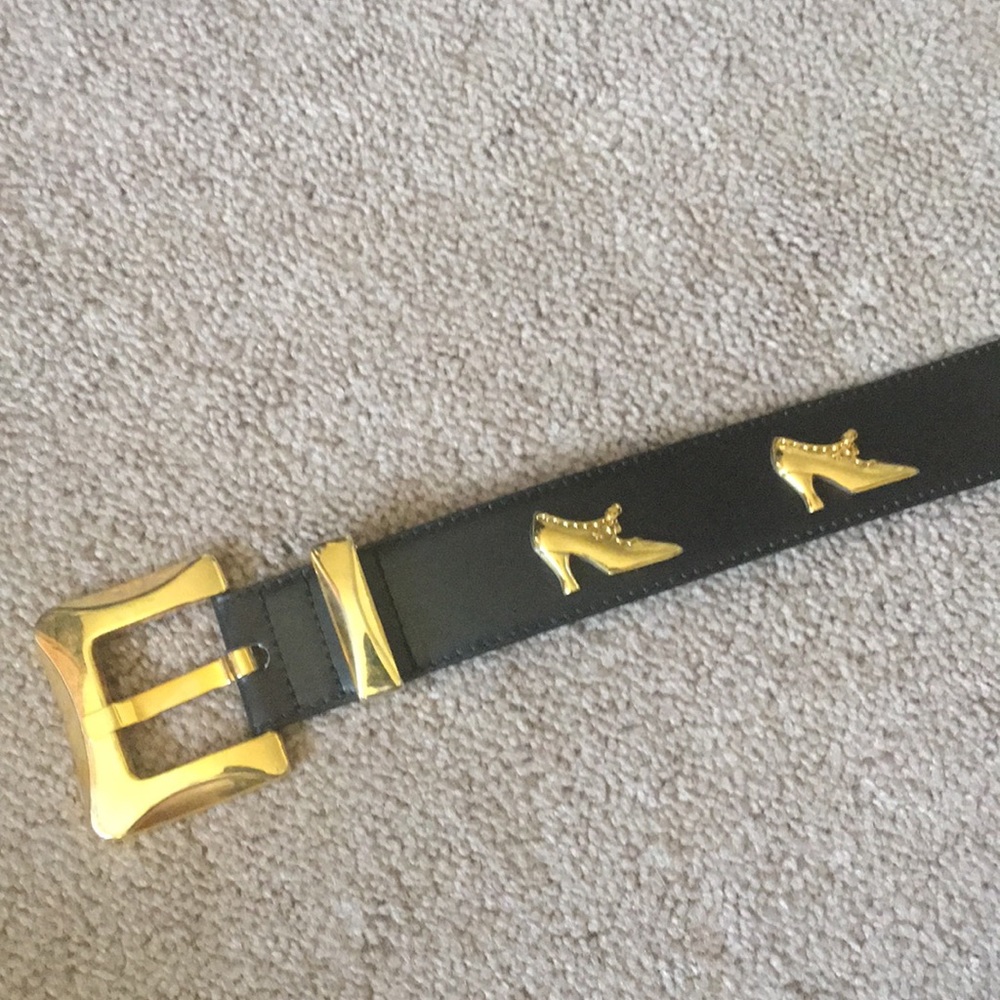 Vintage Escada shoe belt